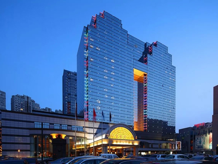 哈尔滨新加坡大酒店.jpg